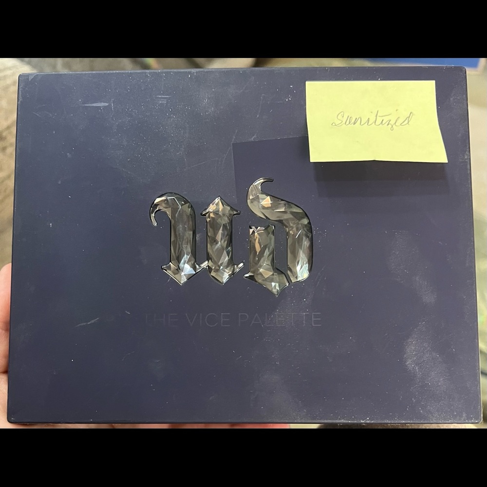 Urban Decay The Vice Palette